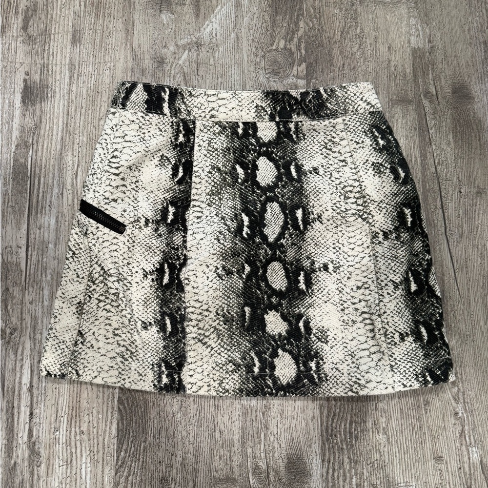 Princess Polly Black and White Snake Print Mini Skirt - Picture 4 of 6